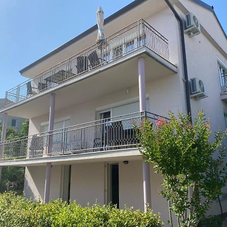 Apartment Maria - new, 4+2 persons, 2 balconies Krk Town Esterno foto