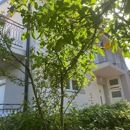 Apartment Maria - new, 4+2 persons, 2 balconies Krk Town Esterno foto