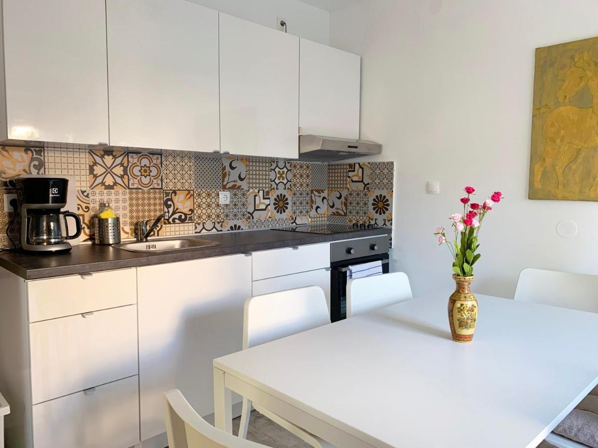 Apartment Maria - new, 4+2 persons, 2 balconies Krk Town Esterno foto