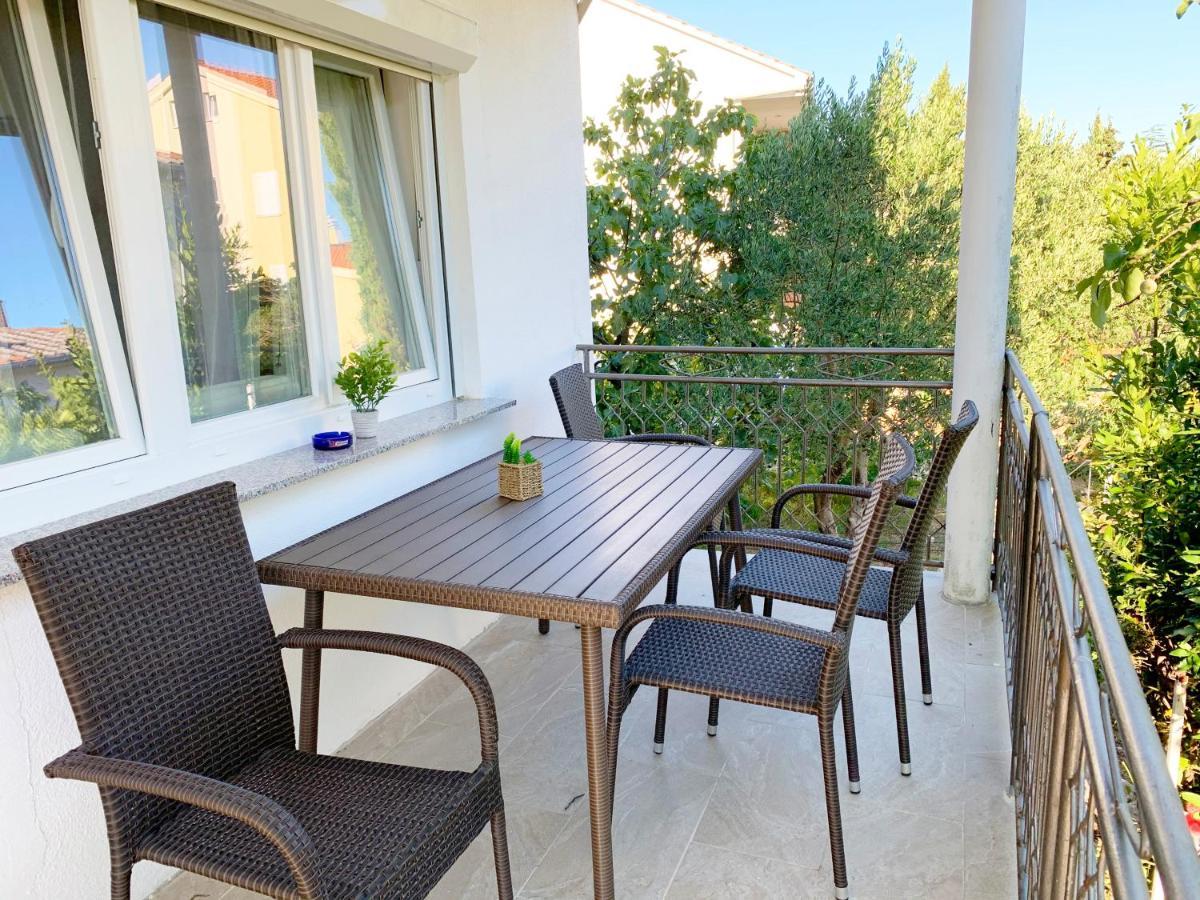 Apartment Maria - new, 4+2 persons, 2 balconies Krk Town Esterno foto