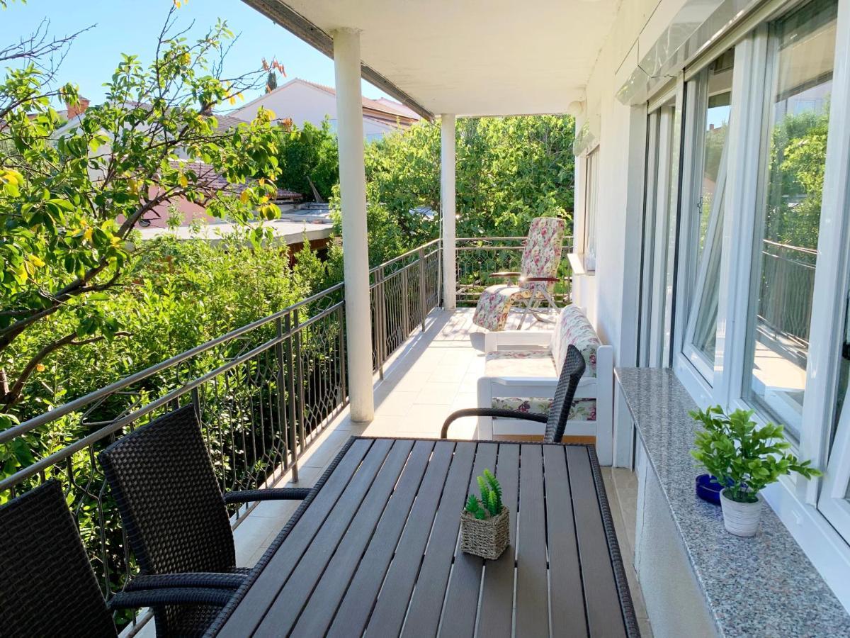 Apartment Maria - new, 4+2 persons, 2 balconies Krk Town Esterno foto