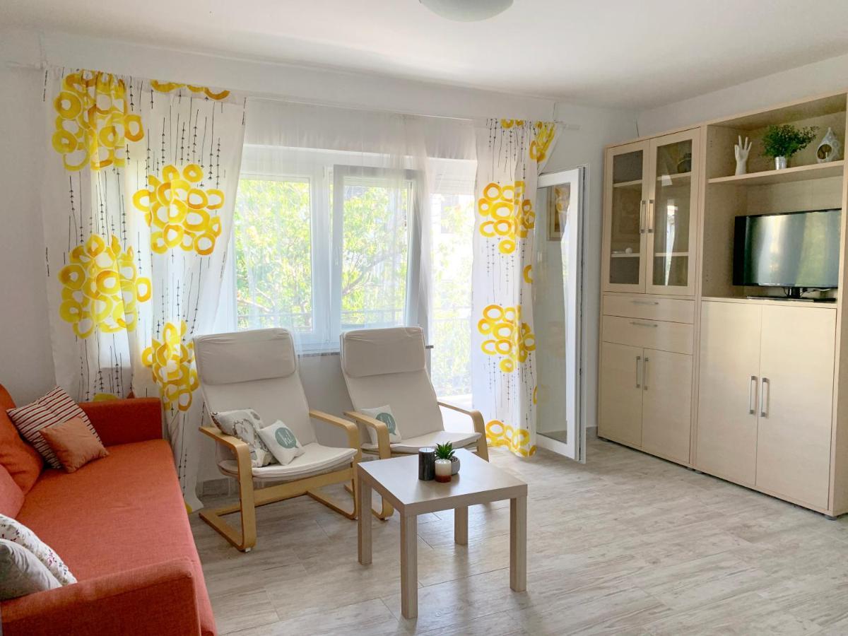 Apartment Maria - new, 4+2 persons, 2 balconies Krk Town Esterno foto