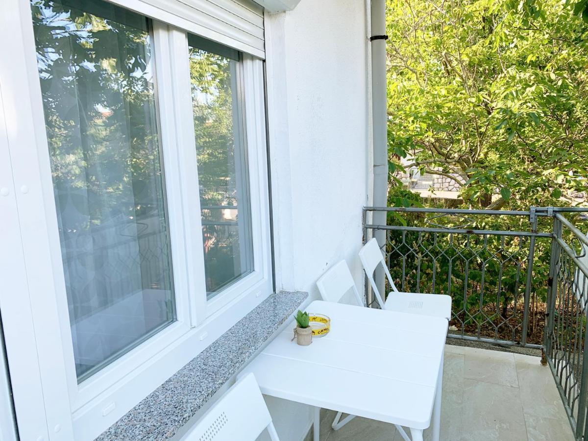 Apartment Maria - new, 4+2 persons, 2 balconies Krk Town Esterno foto