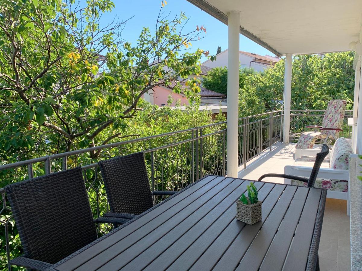Apartment Maria - new, 4+2 persons, 2 balconies Krk Town Esterno foto